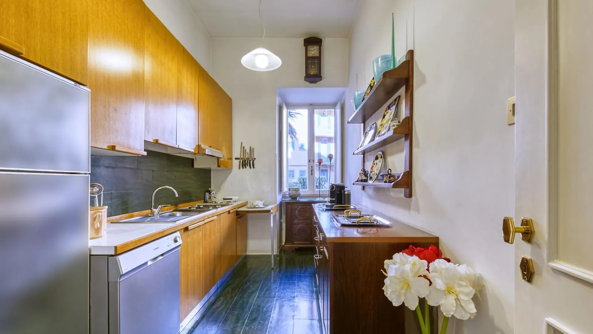Vespasiano Luxury Apartment For 4 Rome